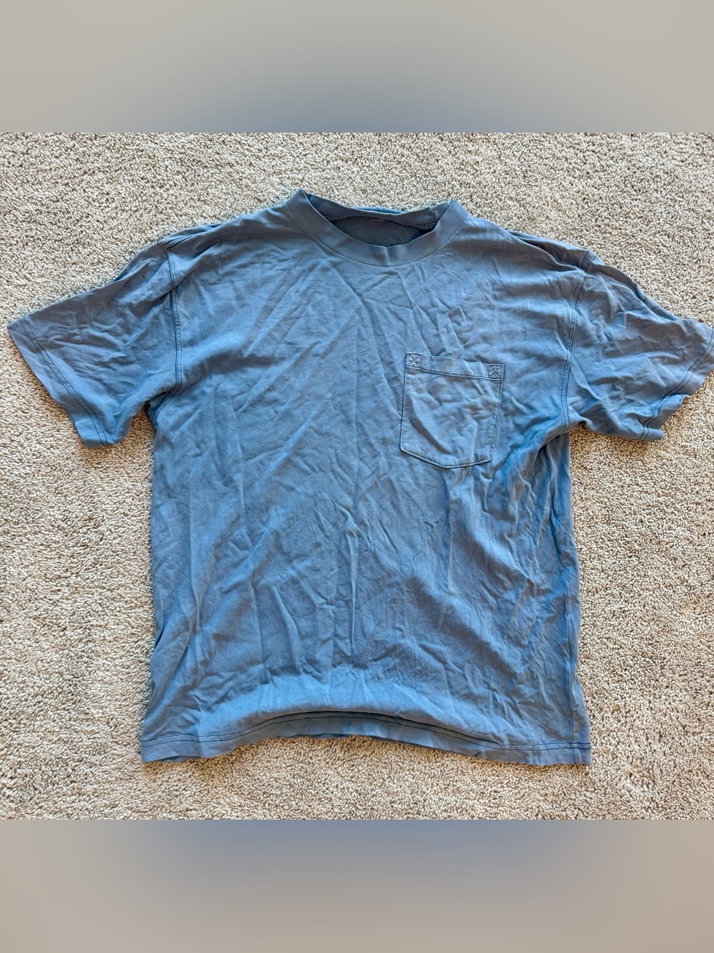 Abercrombie & Fitch Men’s Blue Medium Soft Essentials Pocket Tshirt. Used